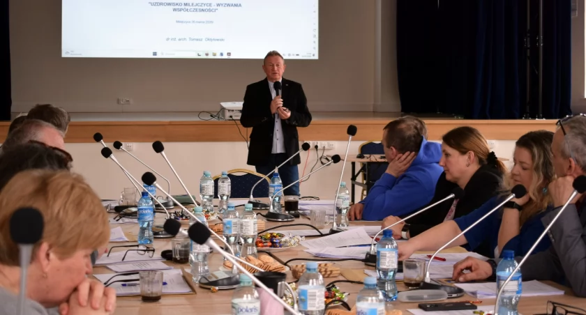 Posiedzenie komisji Rady Gminy Milejczyce z wystąpieniem dr. Ołdytowskiego 