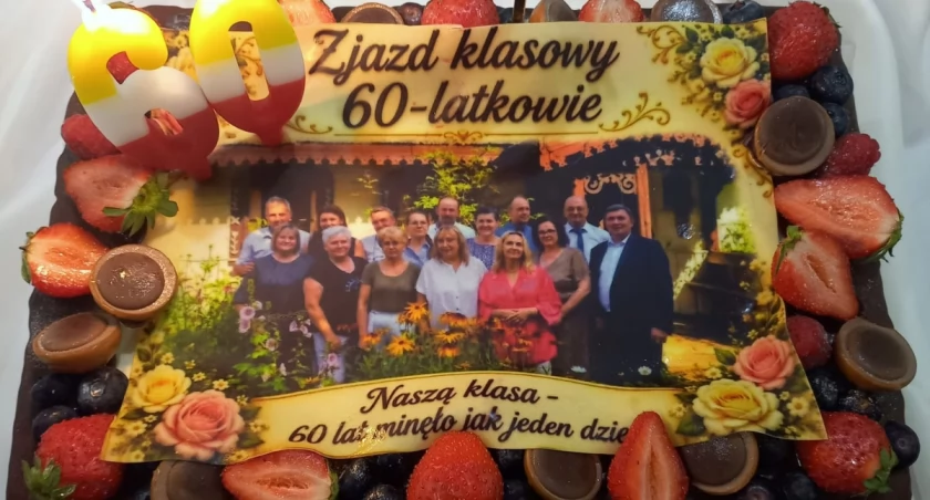 Rocznice i upamiętnienia, Spotkanie latach - zdjęcie, fotografia