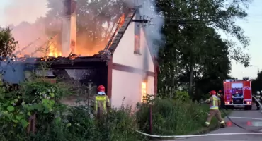 Tragiczny pożar w Zalesiu. Nie żyje 84-letni mężczyzna