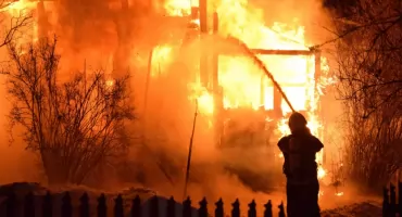 Pożar w Nurcu Stacji. 12 osób straciło dach nad głową